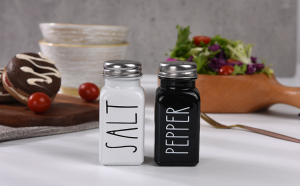 2  Pcs Seasoning Bottle photo 1