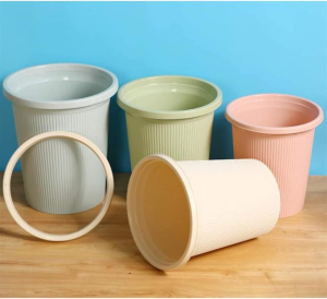 Plastic Dustbin photo 1
