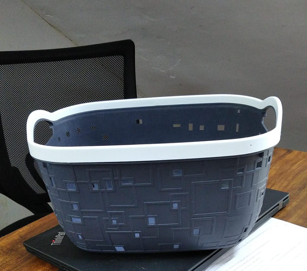 Plastic Basket - L